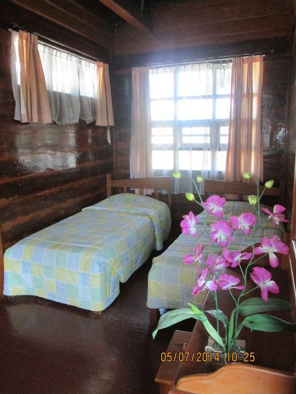 Sapadia Hotel And Cottage Parapat Δωμάτιο φωτογραφία