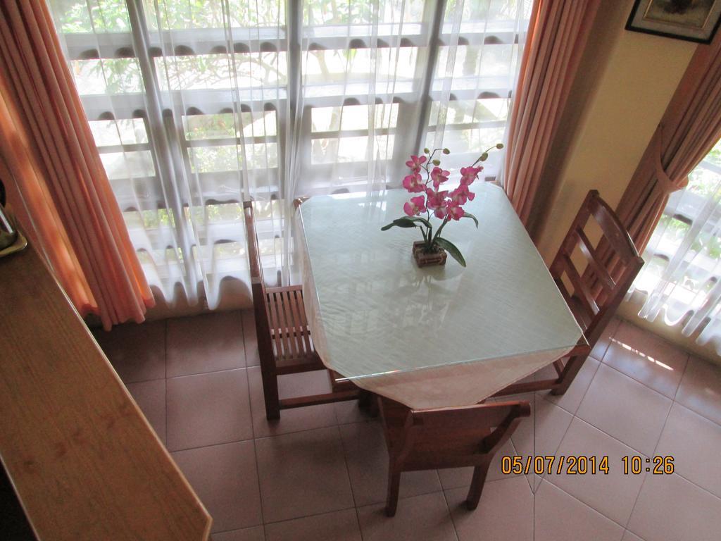 Sapadia Hotel And Cottage Parapat Δωμάτιο φωτογραφία